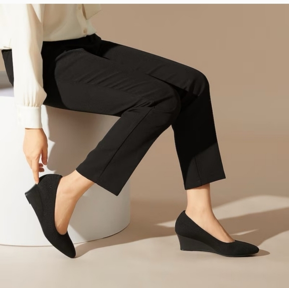 VIVAIA Shoes - VIVAIA Aria Wedge ProAria WedgePointed-Toe Wedge (Aria Wedge Pro)